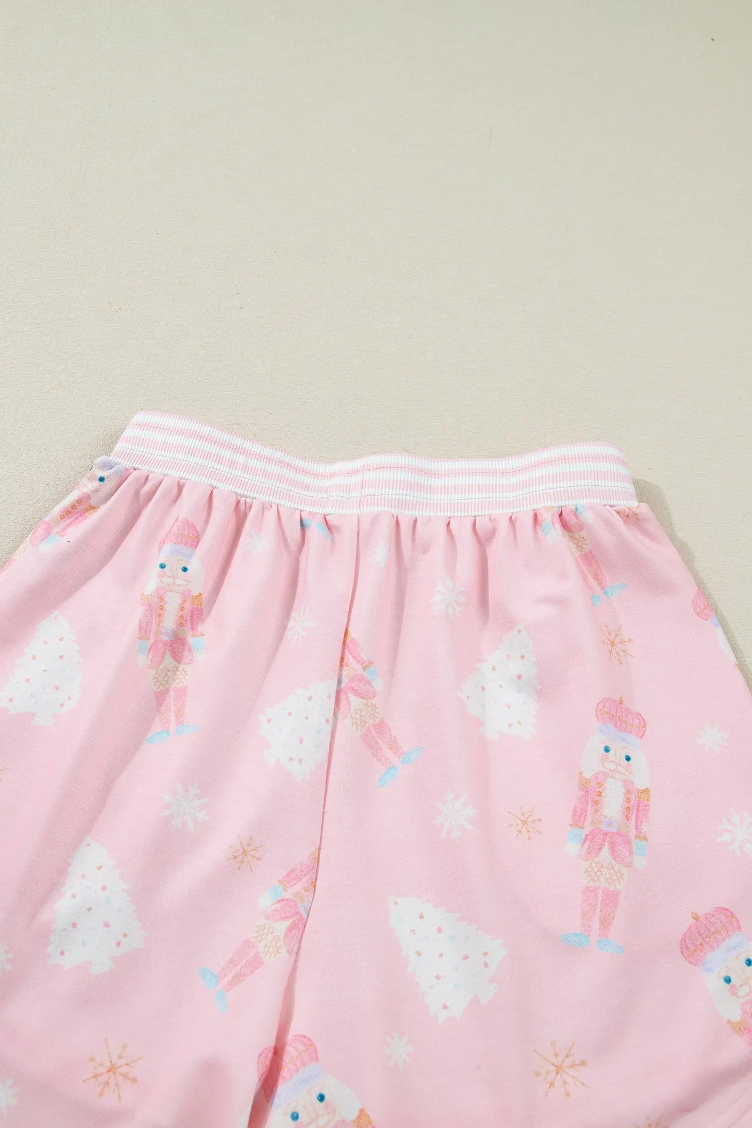 Pink Christmas Tree Nutcracker Doll Print Contrast Trim Sleeve Top Shorts Set Dear-Lover Dropshipping