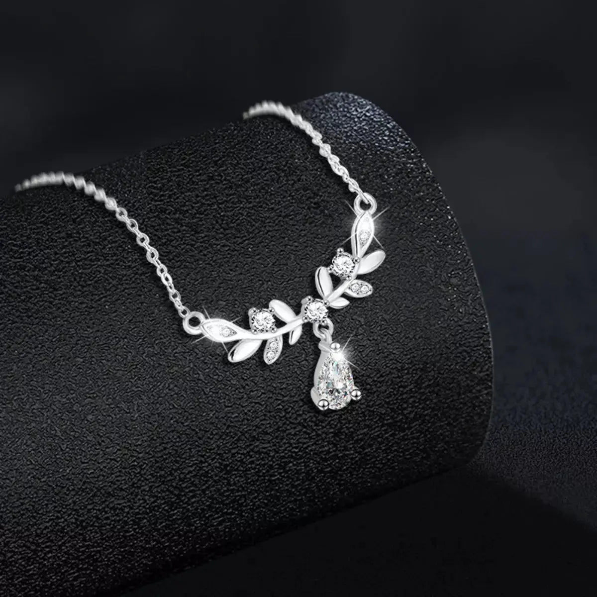 925 Sterling Silver Moissanite Leaf Necklace Simply Love
