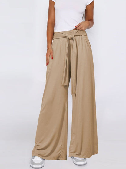 Chic tied wide-leg pants with convenient pockets