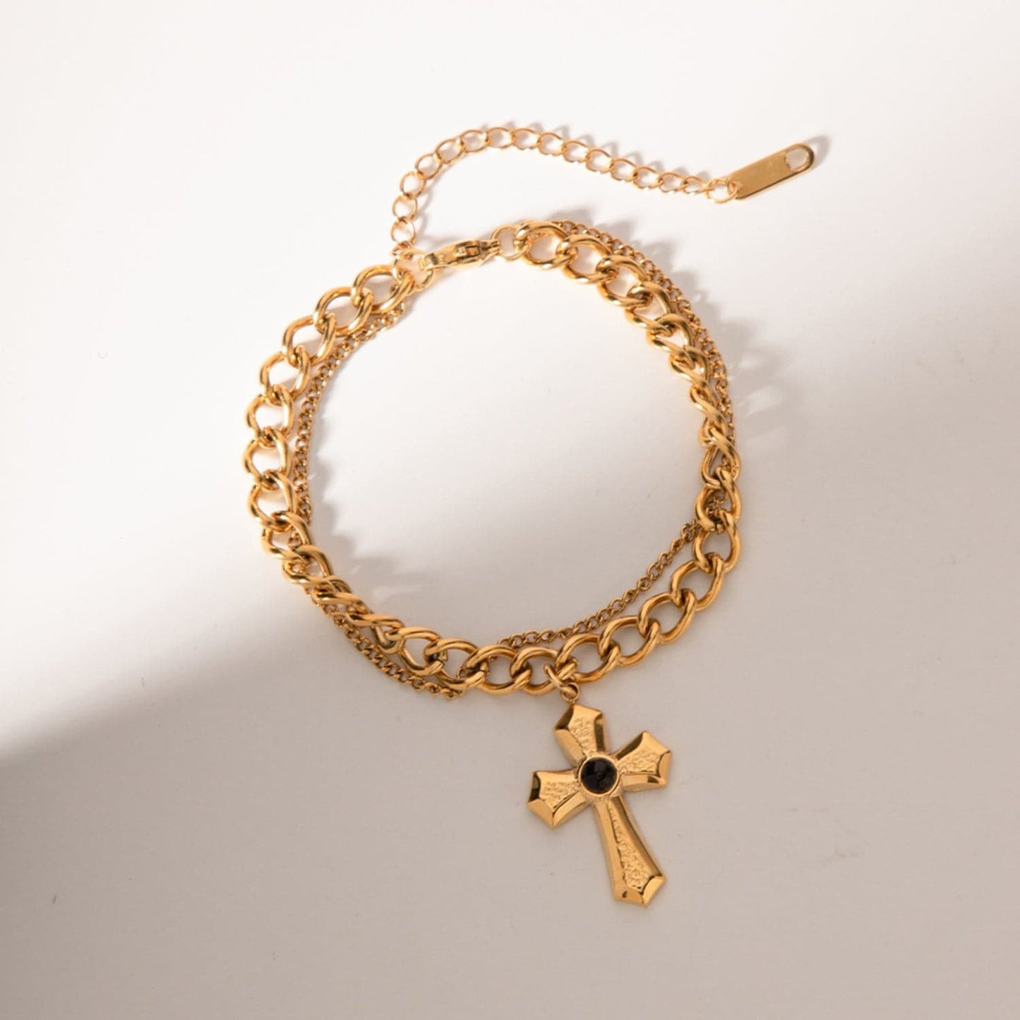 Stainless Steel Imitation Gemstone Cross Shape Pendant Bracelet.