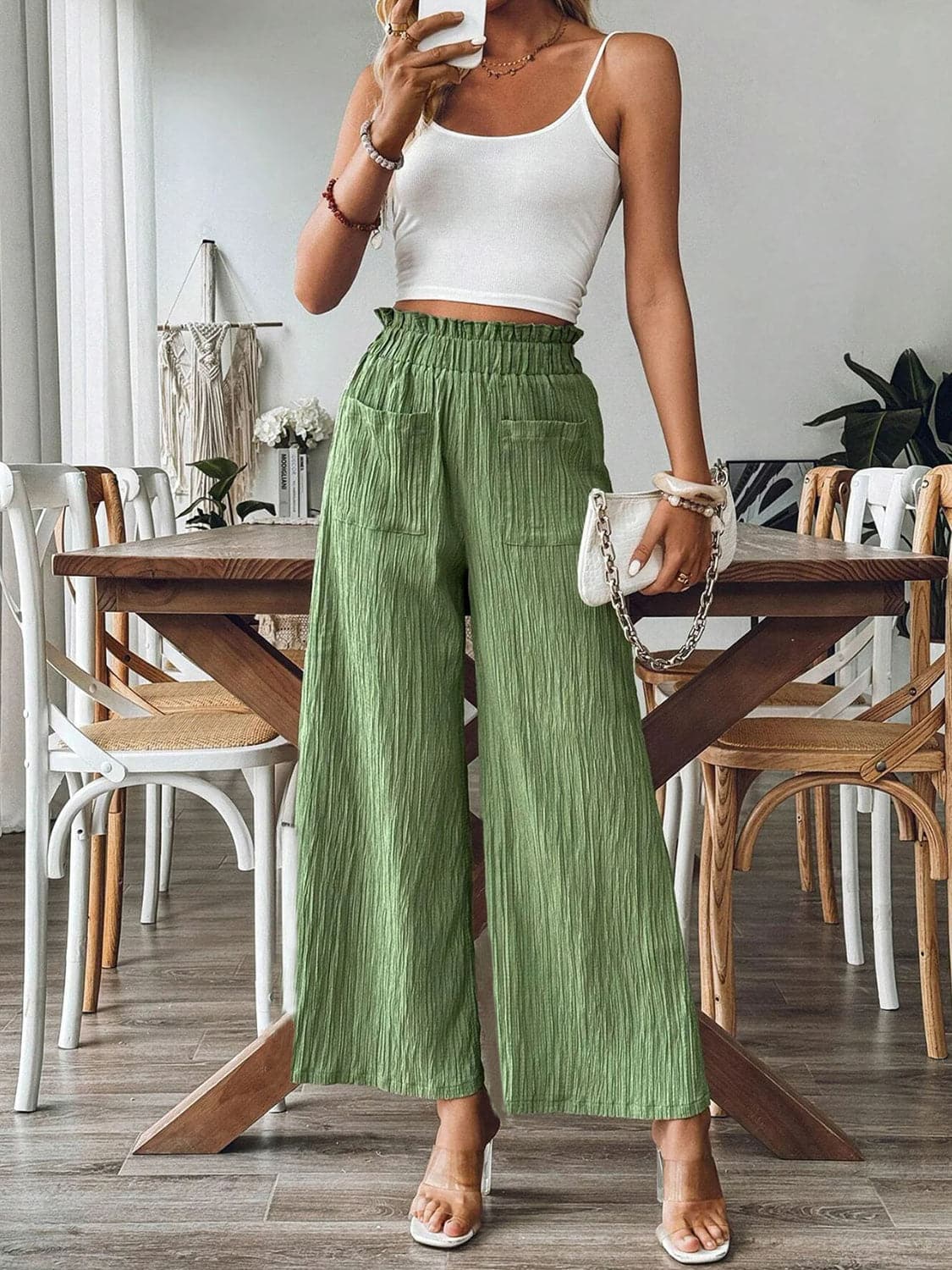 Pocketed Elastic Waist Wide Leg Pants.