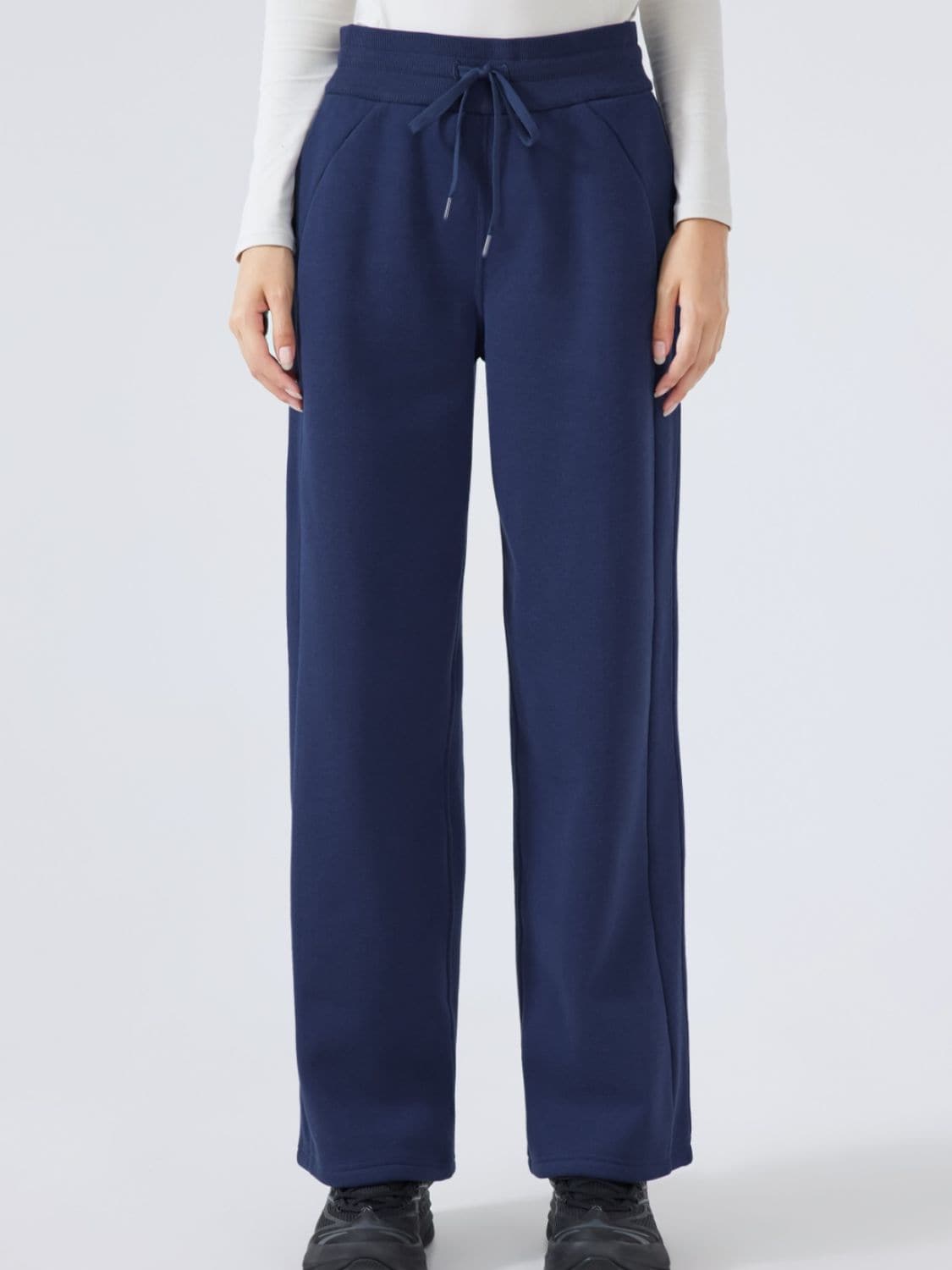 Effortlessly chic drawstring wide-leg trousers