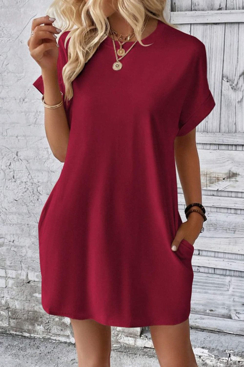 Casual round neck pocket tee dress