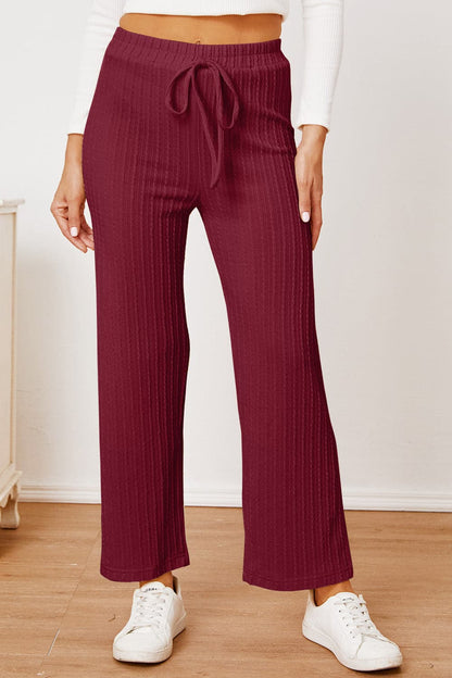 Textured Elastic Waist Straight Pants.