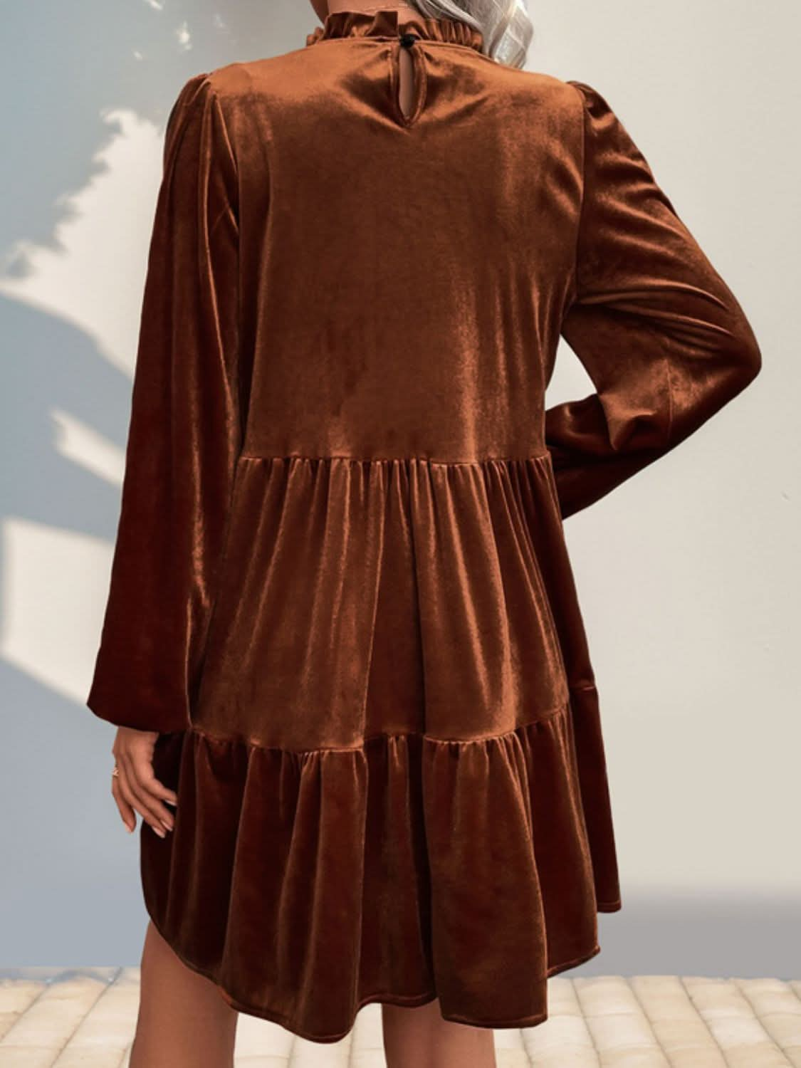 Elegant ruched long sleeve dress