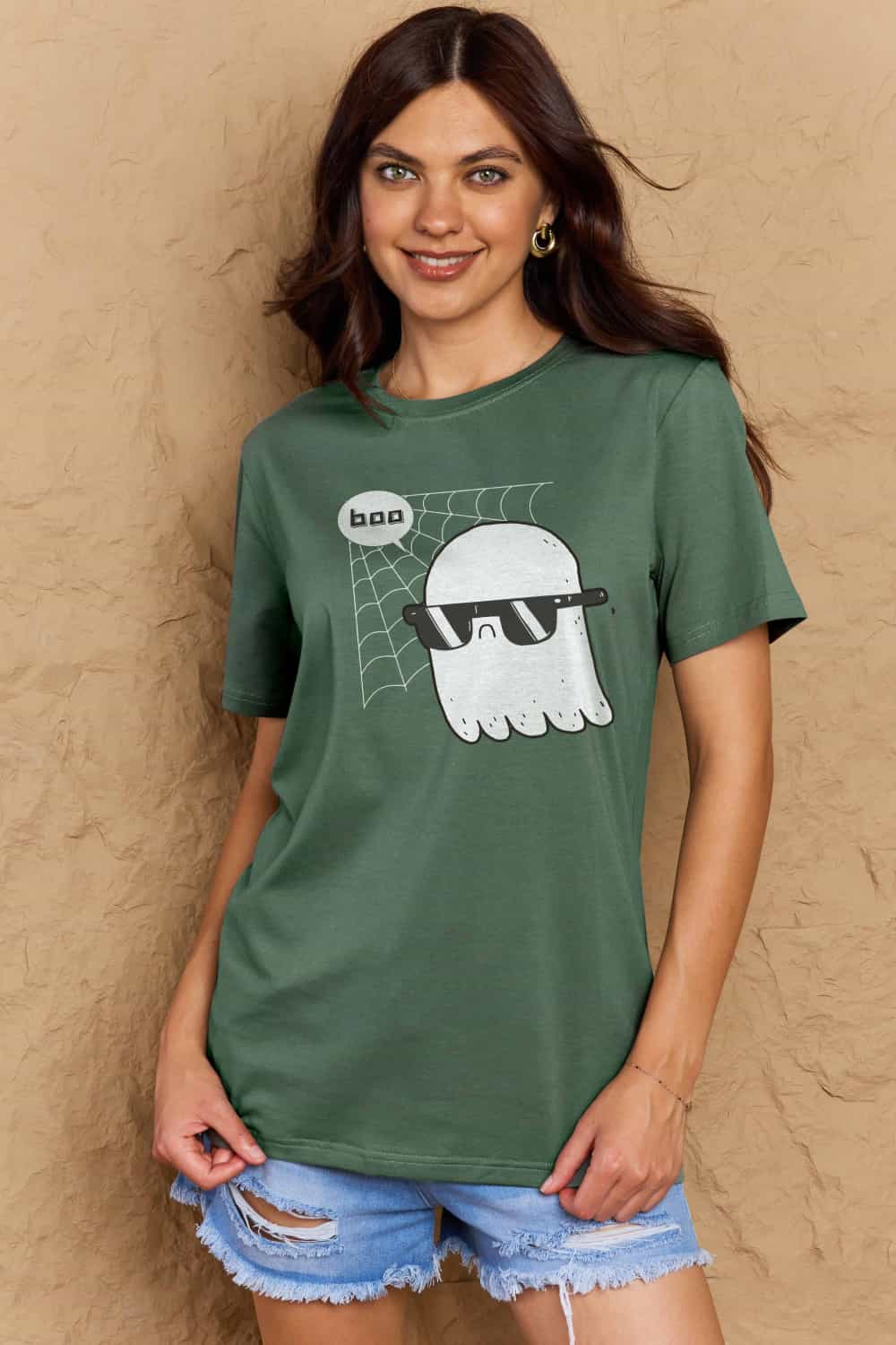 Charming Boo Graphic Cotton Tee for Everyday Wear