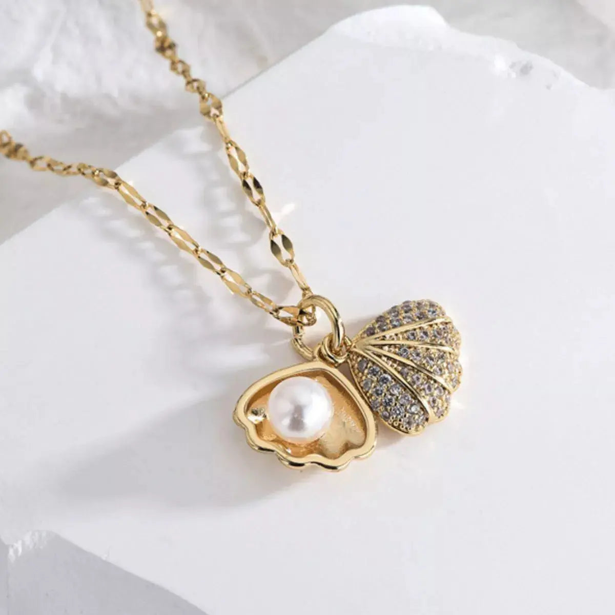 18K Gold-Plated Pearl Shell Necklace Simply Love