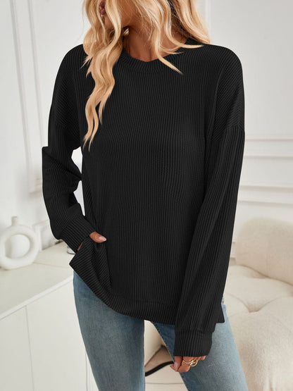 Slit Round Neck Long Sleeve Sweatshirt.