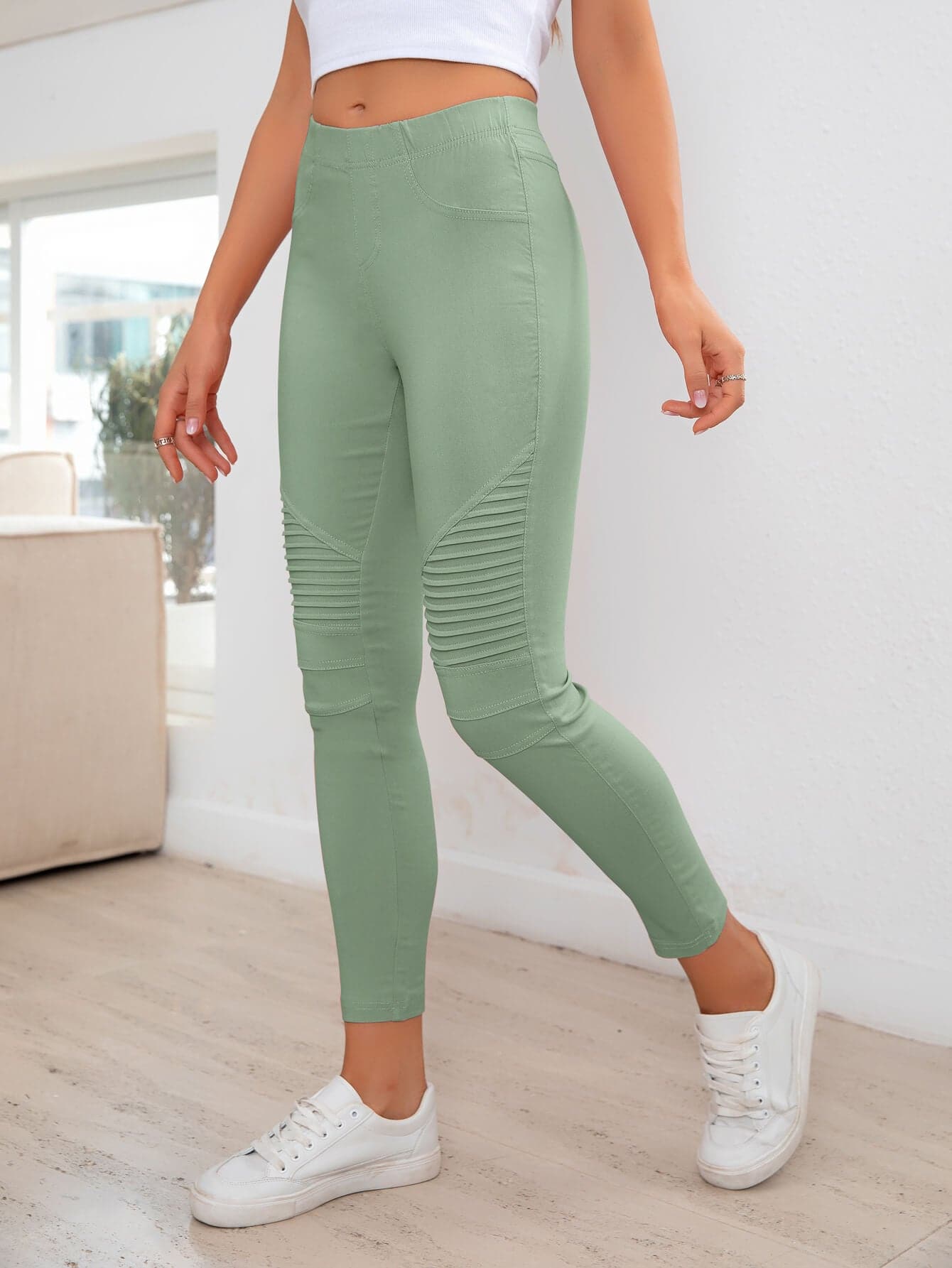 Ribbed Detail Leggings.