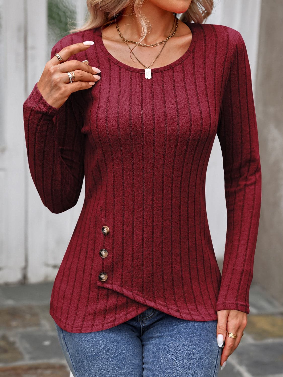 Elegant long sleeve tee with buttons