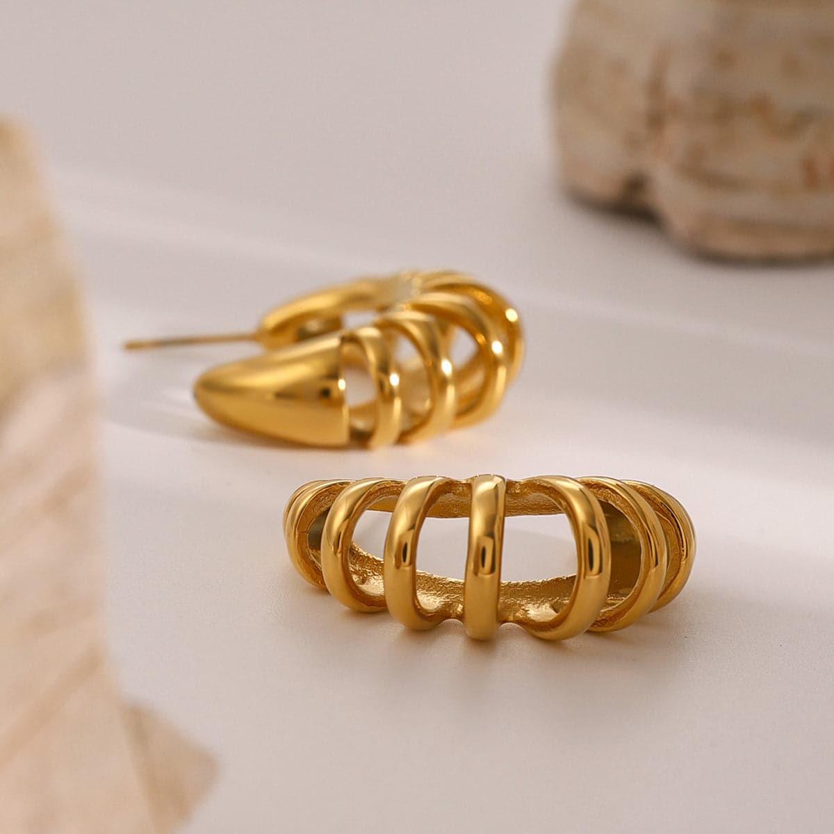 Elegant gold-plated stainless steel C-hoop earrings