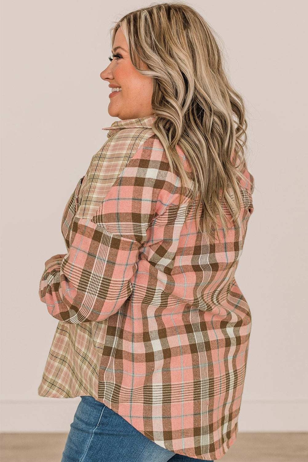 Chic pink plus size plaid long sleeve shirt with pocket detail