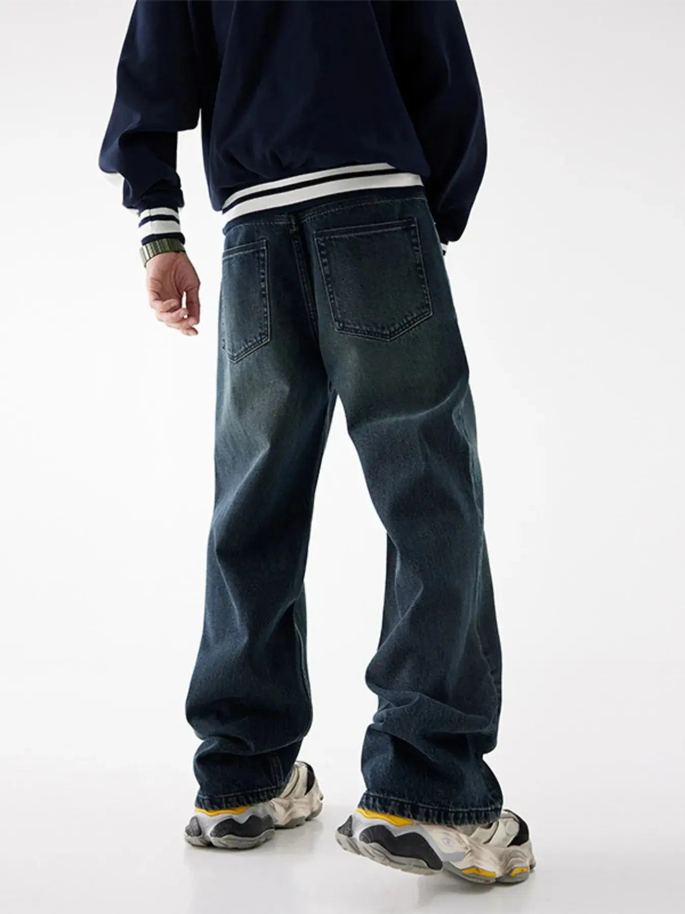 Men's Relaxed Fit Washed Jeans Simply Love