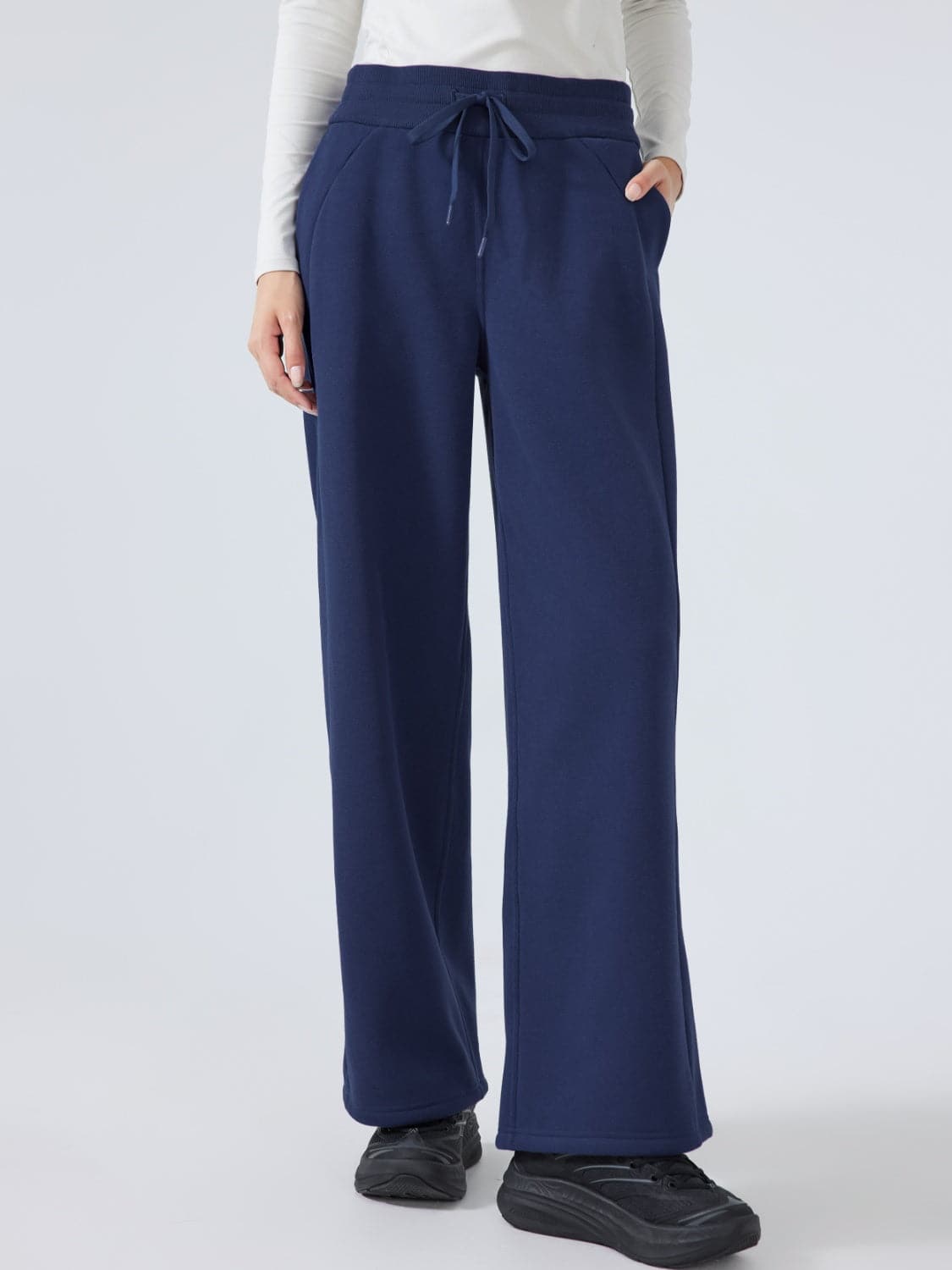 Chic drawstring wide-leg trousers