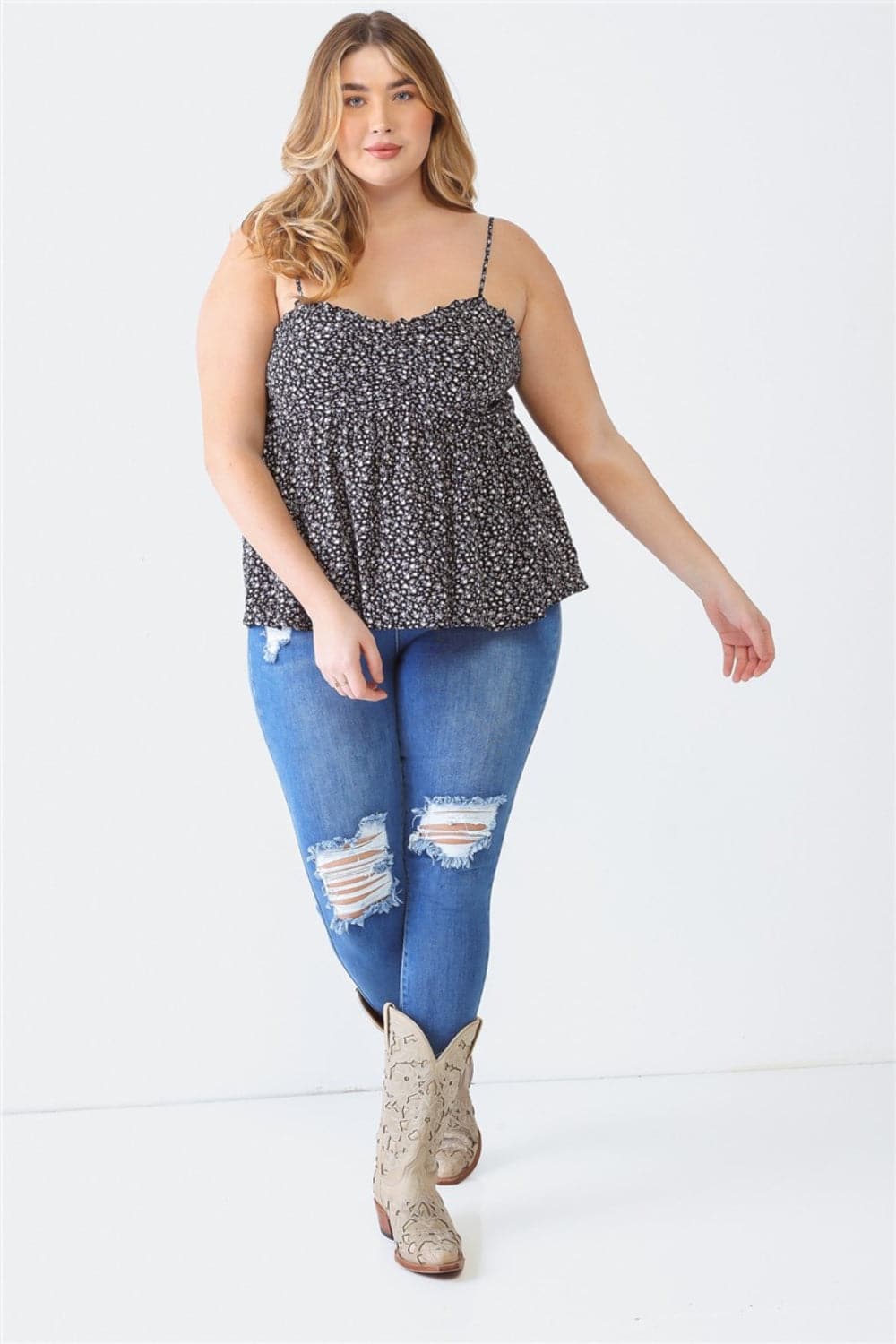 Zenobia Plus Size Frill Smocked Floral Sweetheart Neck Cami.