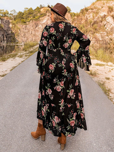 Plus Size Floral Flare Sleeve DressFeatures: Basic style
Sheer: Opaque
Stretch: Slightly stretchy
Body: Not lined
Material composition: 100% viscose
Care instructions: Machine wash cold. Tumble dry loLove Salve Size Floral Flare Sleeve Dressplus