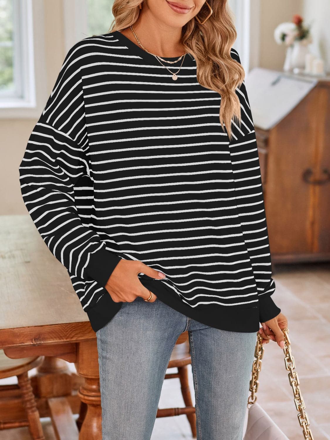 Cozy striped long sleeve crewneck sweatshirt