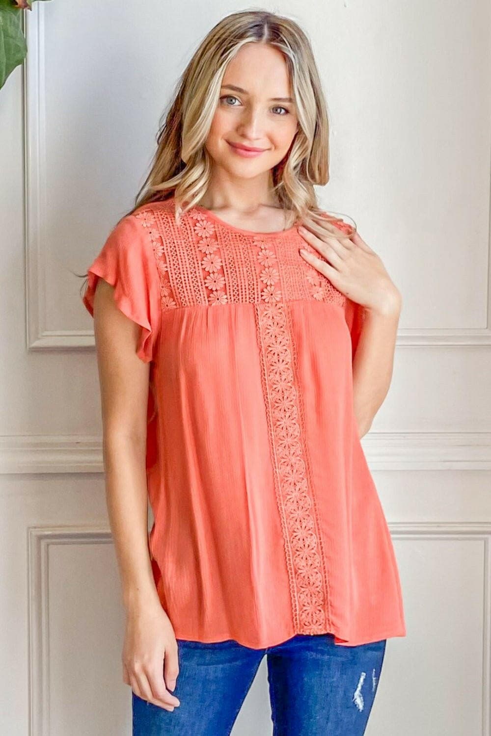 Elegant Lace and Ruffles Short Sleeve BlouseUpgrade Your Wardrobe with Elegance
 Indulge in sophistication and charm with our Elegant Lace and Ruffles Short Sleeve Blouse. This exquisite blouse is designed to Love Salve Ruffles Short Sleeve Blouseusa