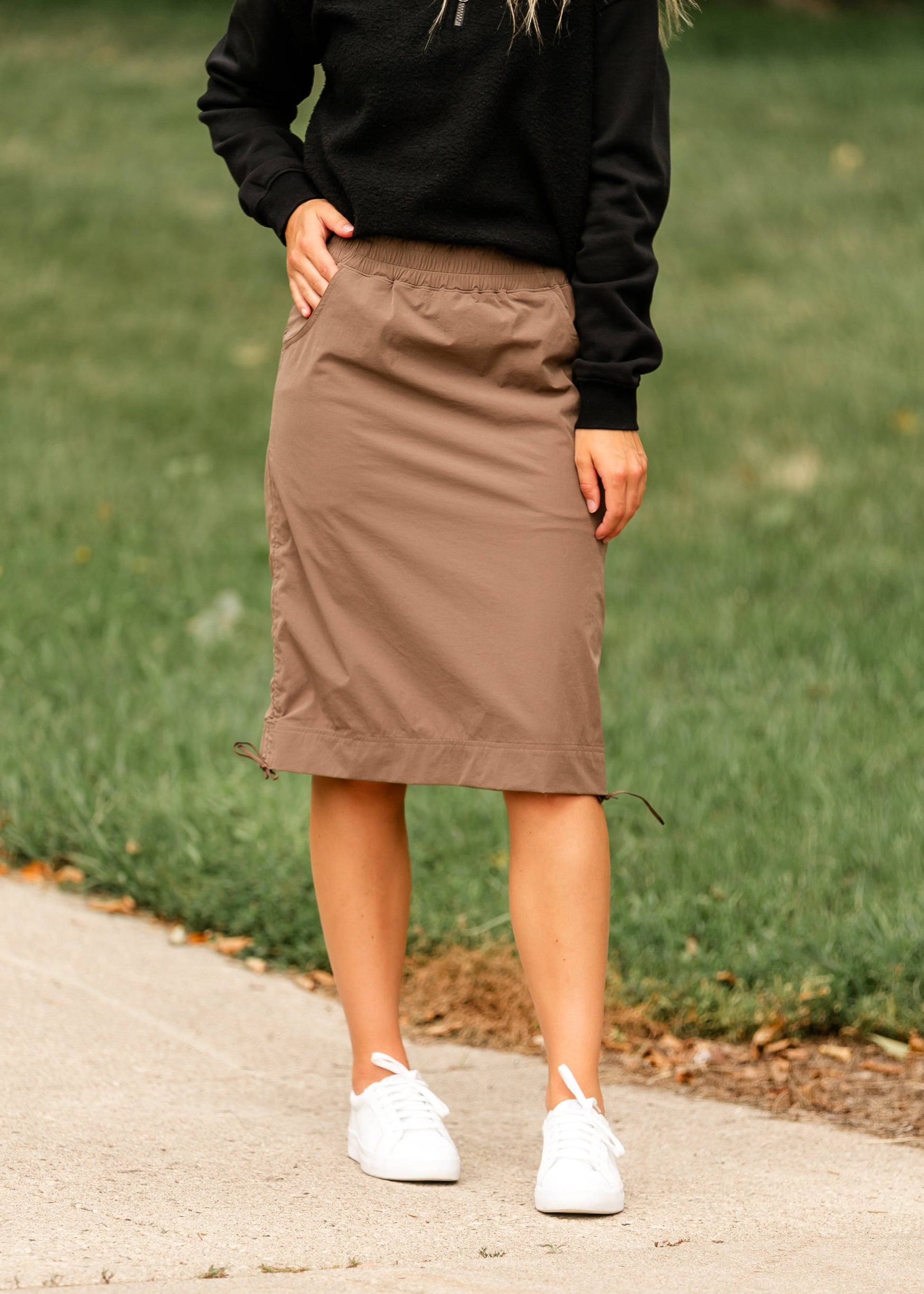 Andie Hiking Midi Skirt - Product detail view IC Skirts by Inherit Co.