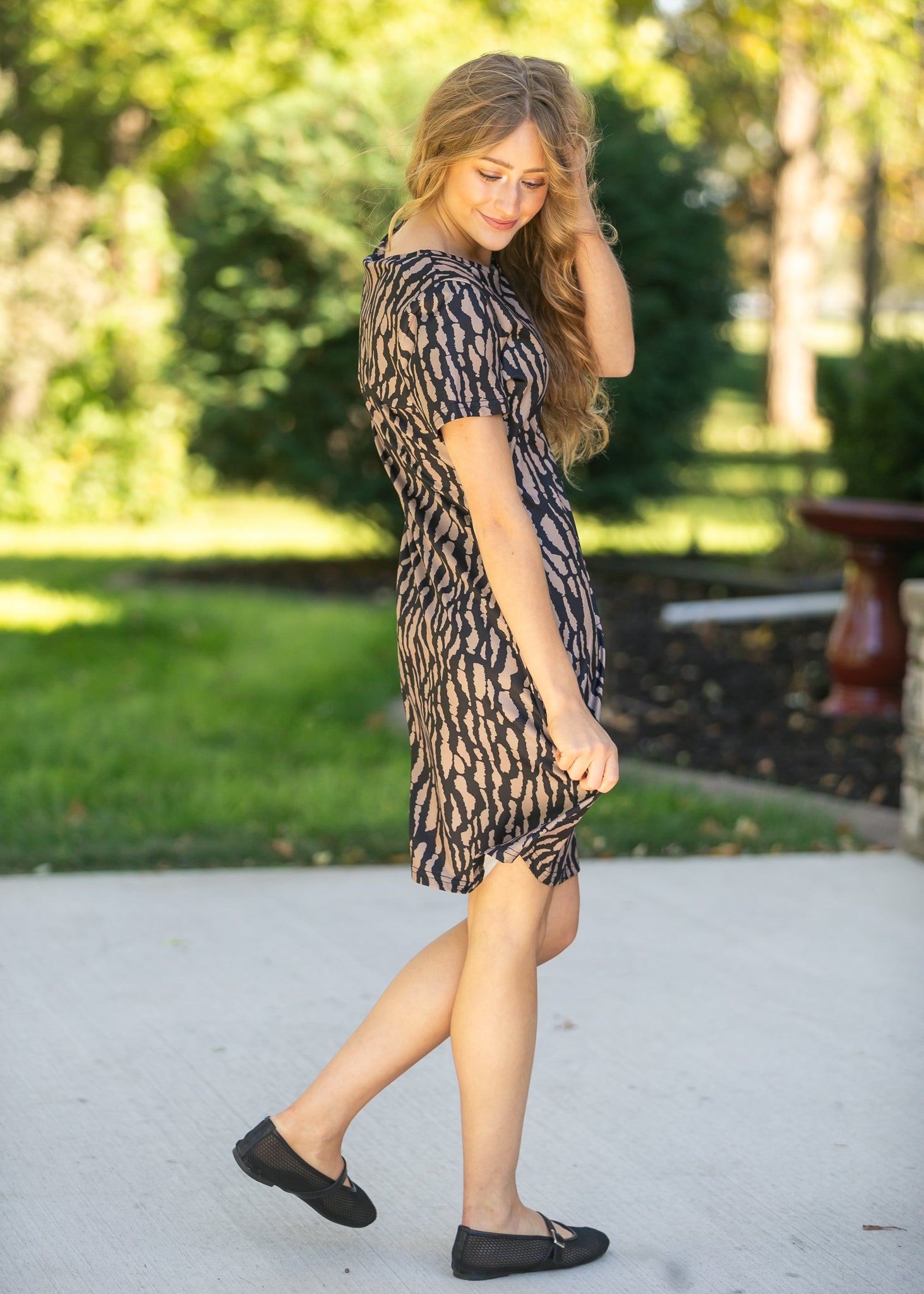 Annabella Shift Midi Dress Inherit Co.