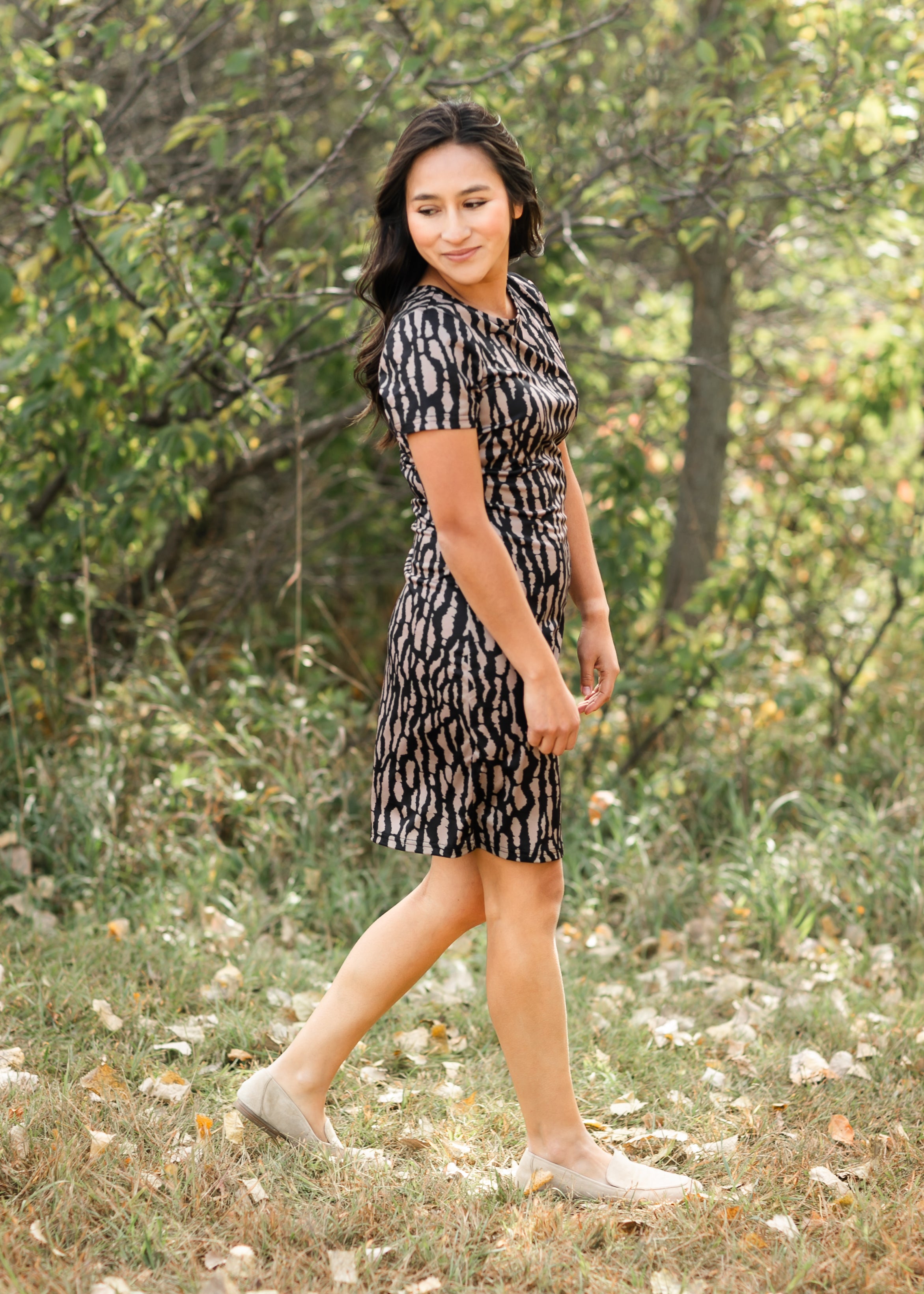 Annabella Shift Midi Dress - Product image 7 IC Dresses by Inherit Co.