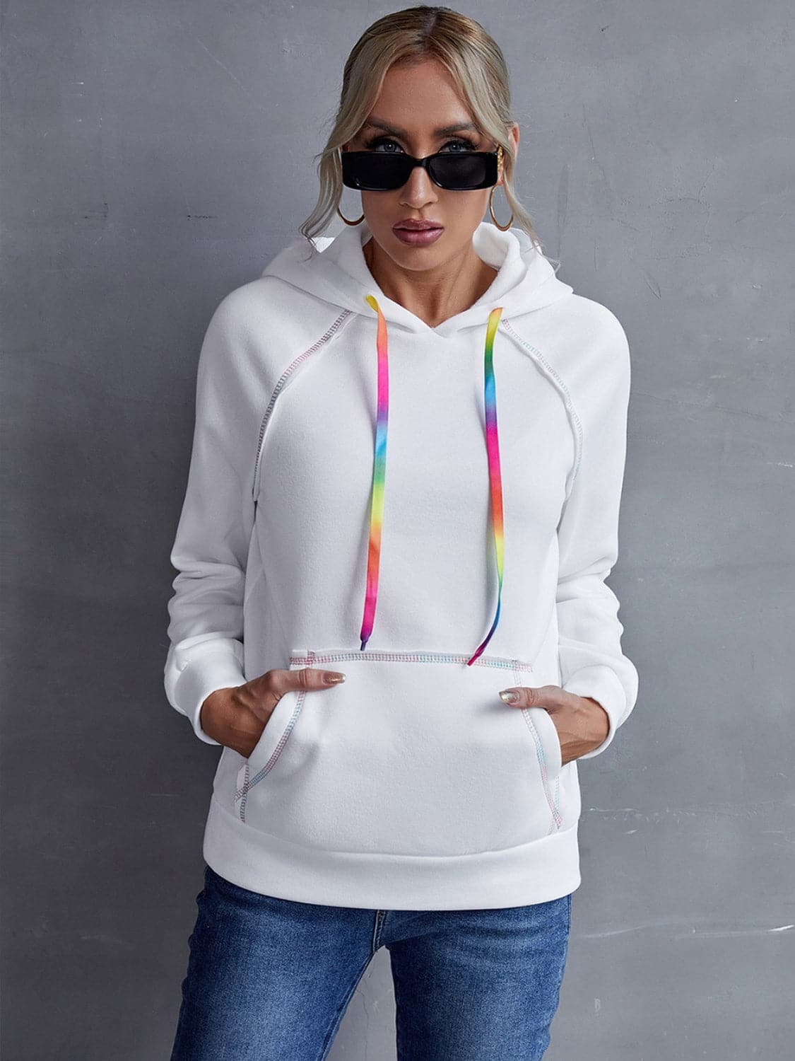 Contrast Stitching Drawstring Raglan Sleeve Hoodie.