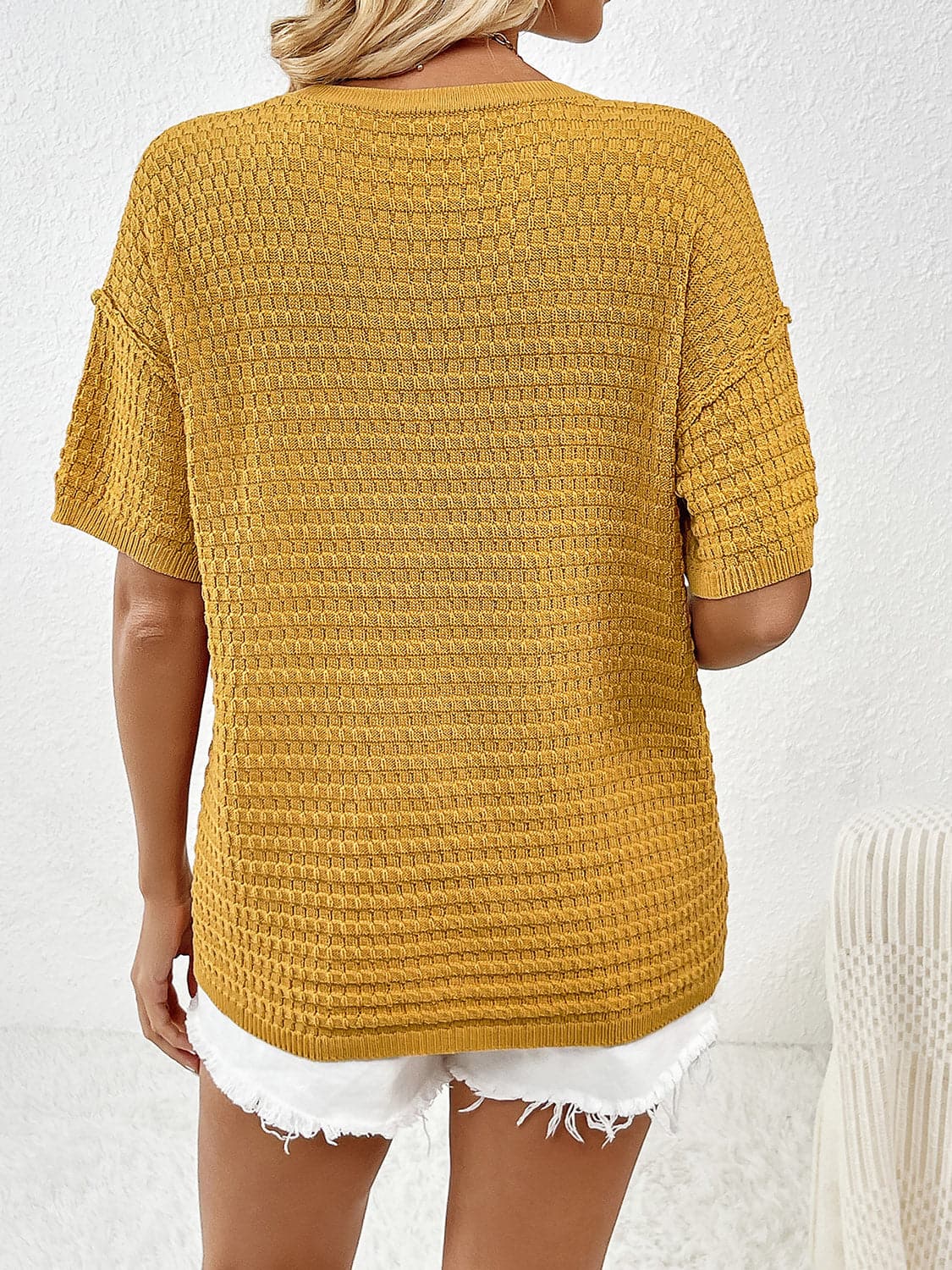 Round Neck Half Sleeve Knit Top.