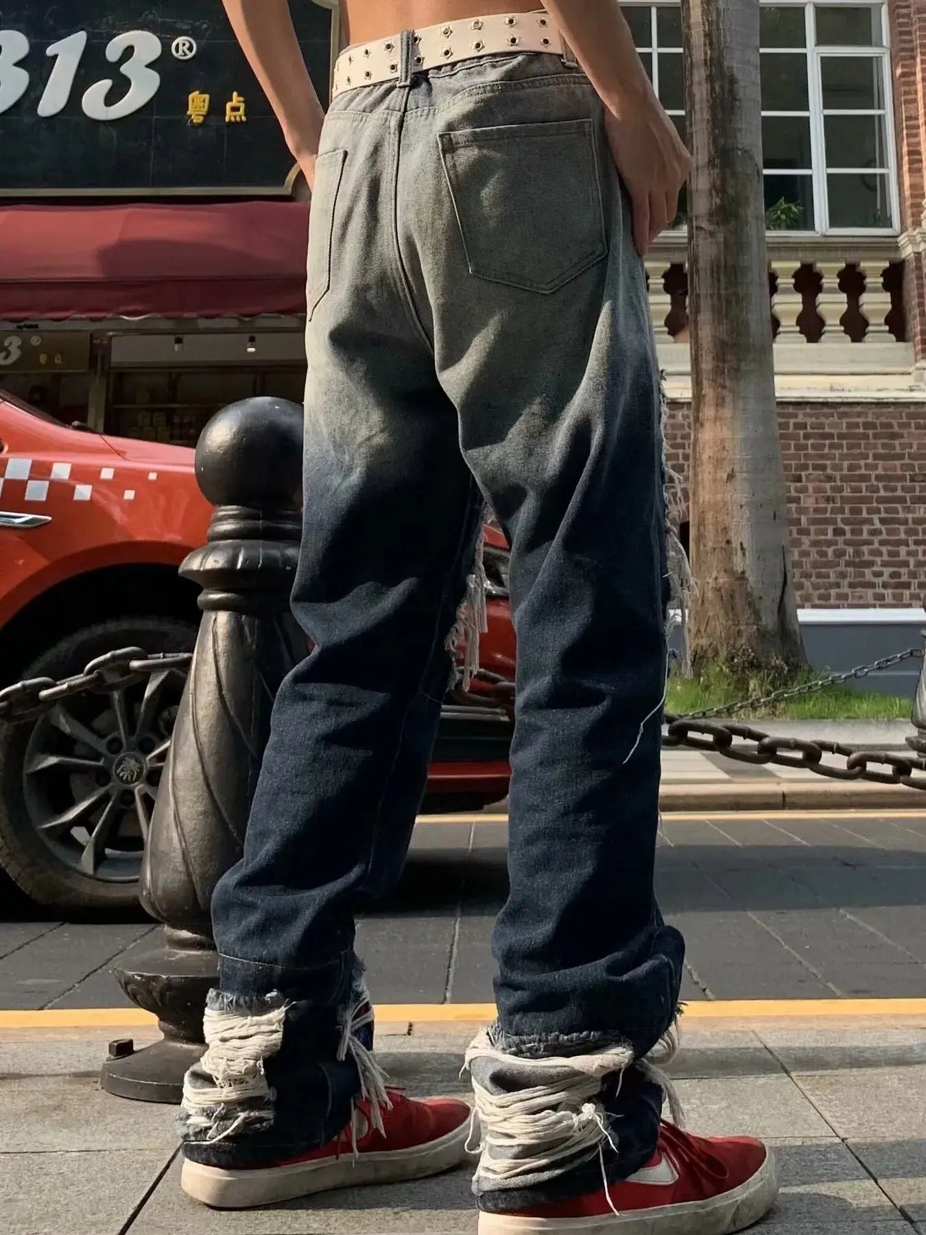 Men's Distressed Wash Loose Fit Jeans Simply Love