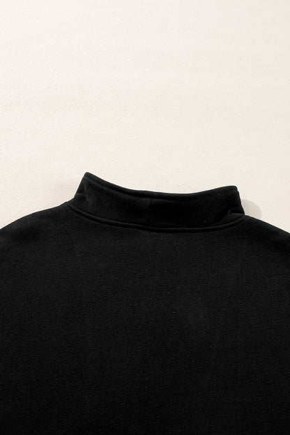 Chic black zip-up sweatshirt with kangaroo pockets