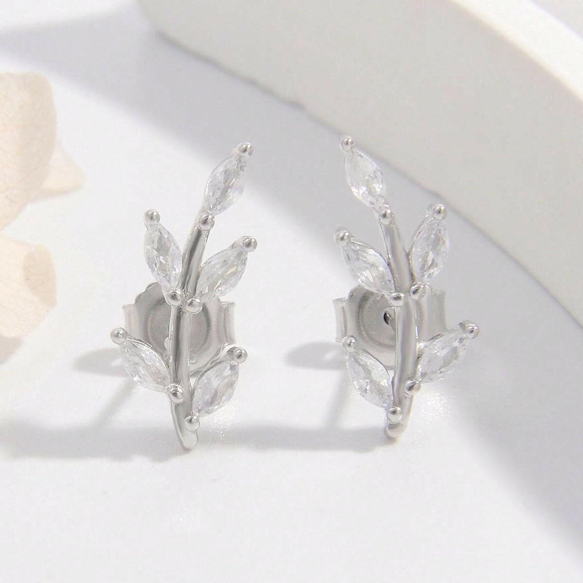 925 Sterling Silver Zircon Leaf Shape Earrings.