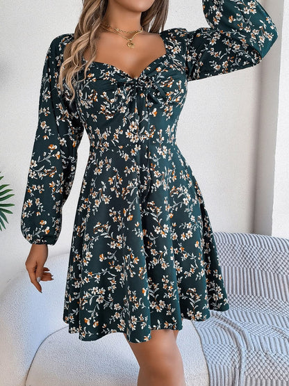 Printed Sweetheart Neck Balloon Sleeve Mini Dress.