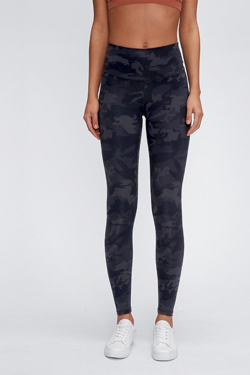 Wide Seamless Band Waist Sports Leggings.