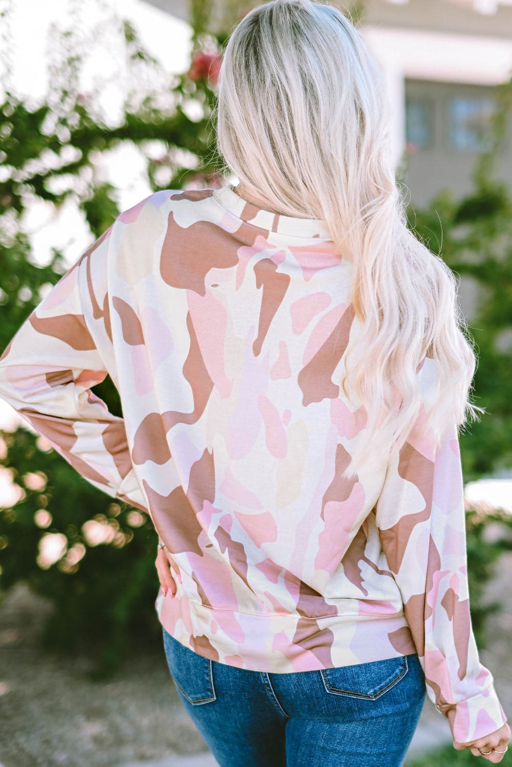 Printed Round Neck Dropped Shoulder Sweatshirt.