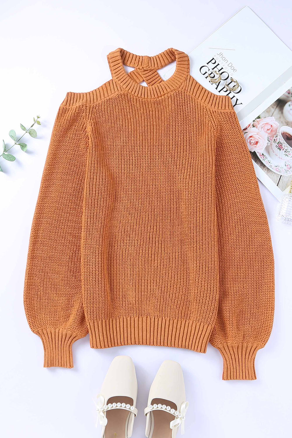 Chic cold shoulder sweater - brown