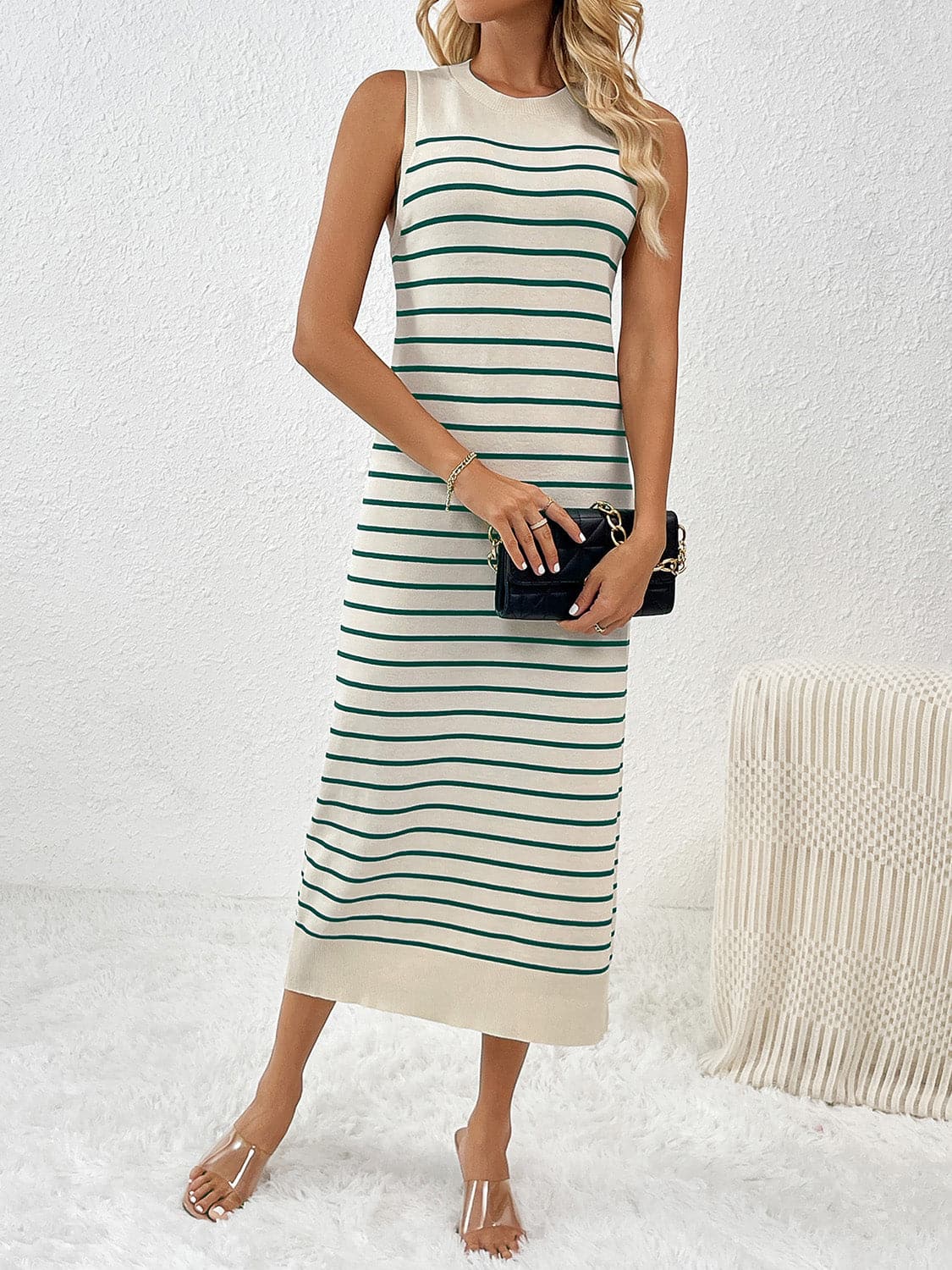 Round Neck Sleeve Midi Knit Dress.