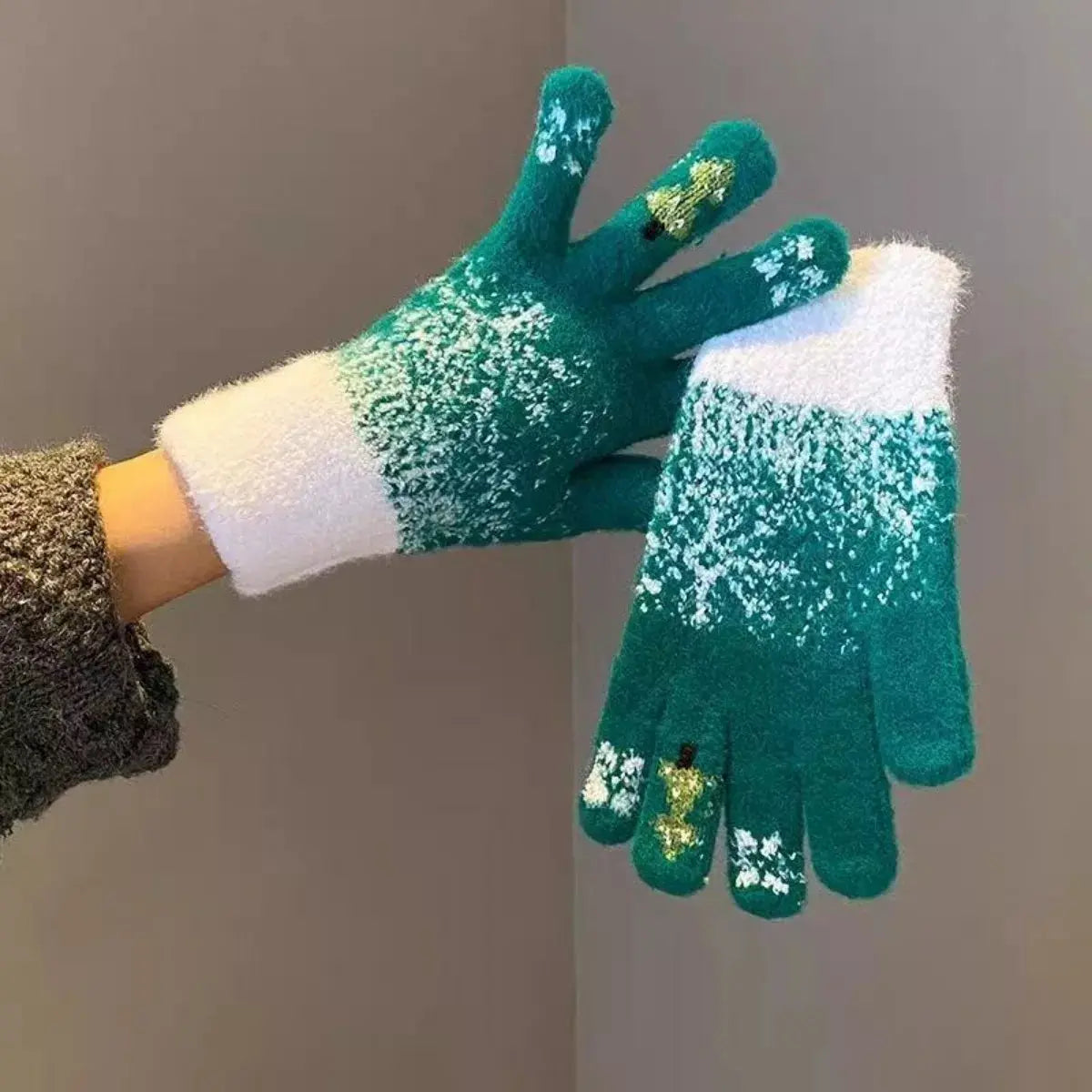 Knitted Snowflake Gloves Simply Love