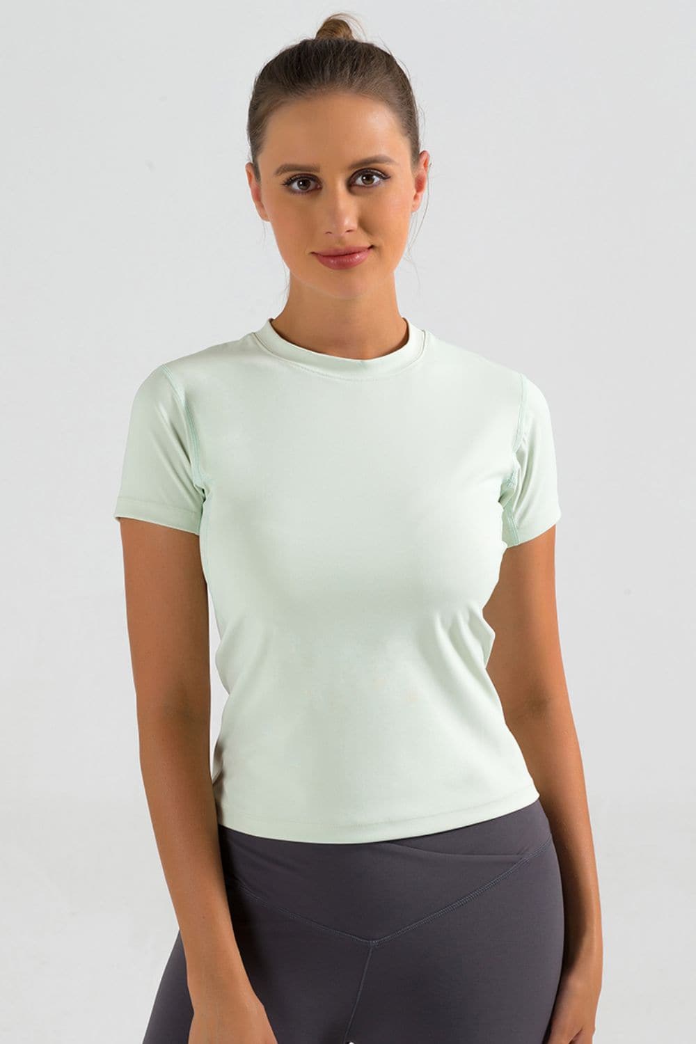 Round Neck Short Sleeve Sports T-Shirt.