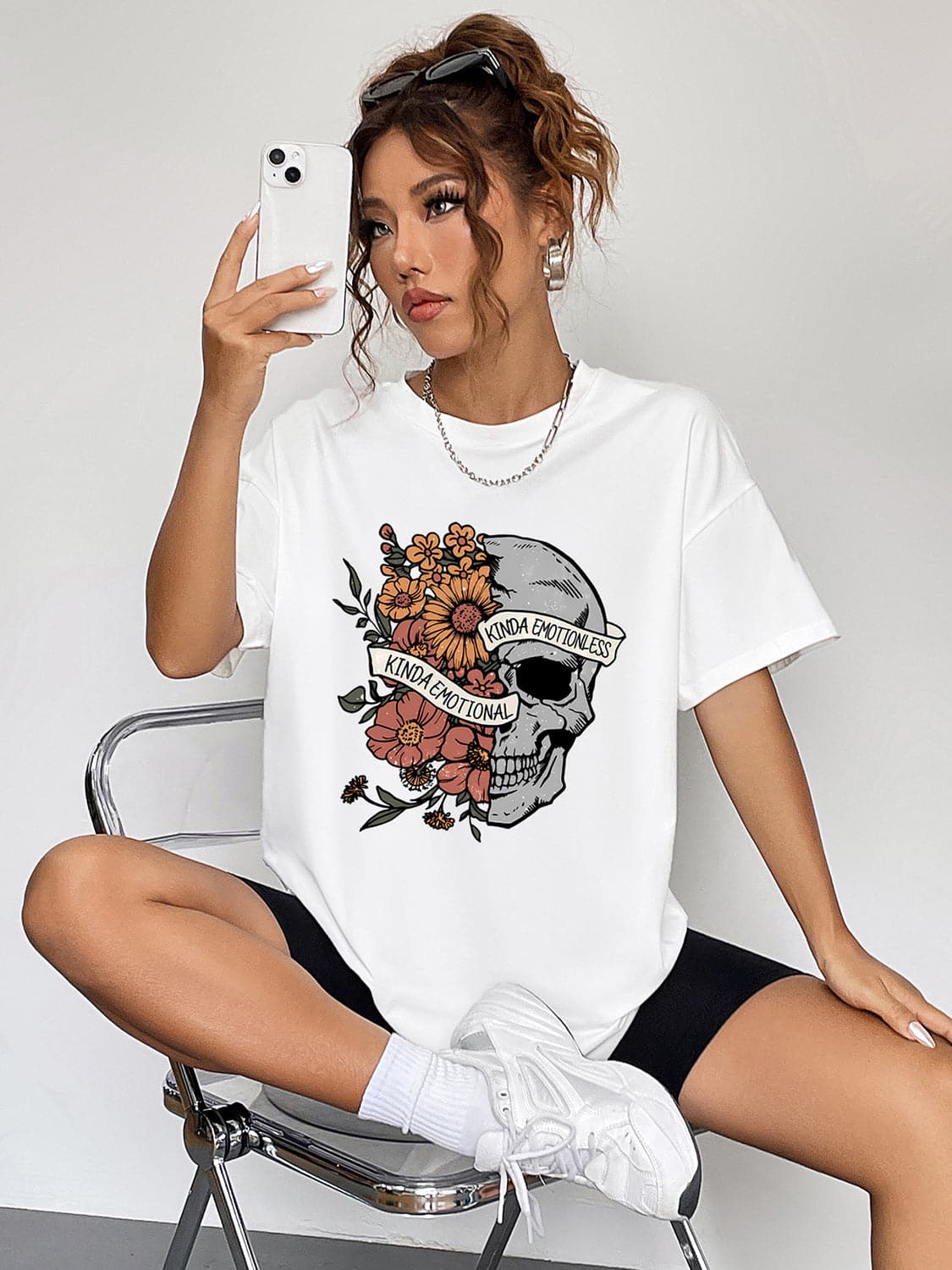 Graphic Print Round Neck Tee with Short Sleeves