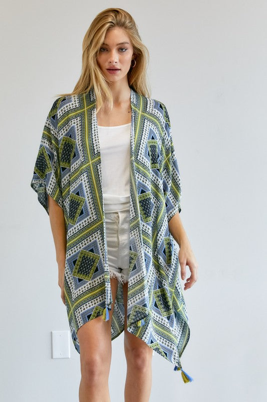 Loose printed kimono - short sleeve