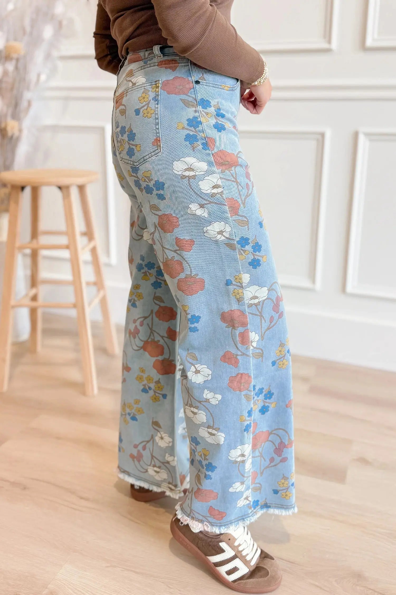 Sky Blue Floral Printed Raw Hem Shift Jeans for Women Dear-Lover Dropshipping
