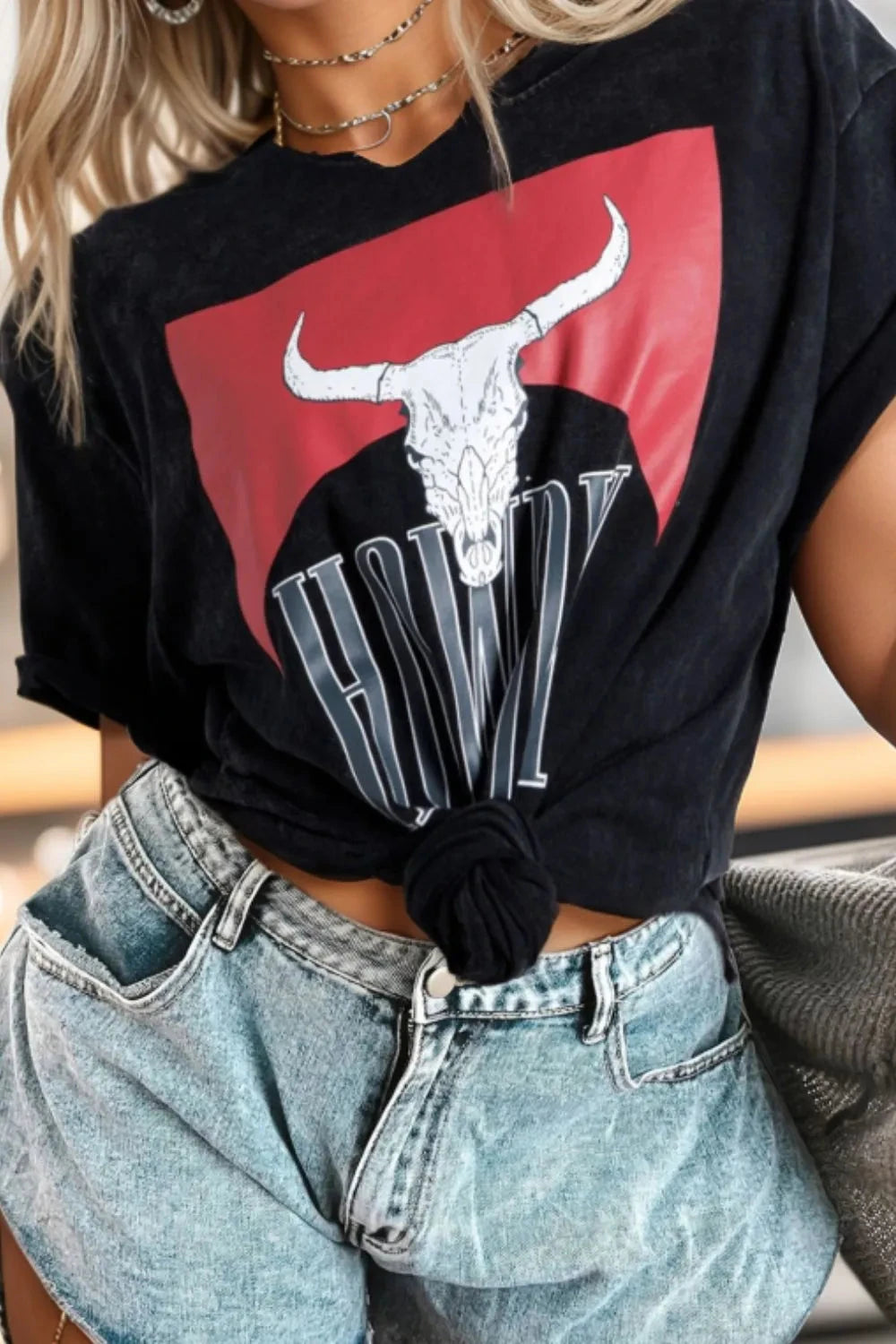 Western HOWDY Steer Head Print Side Slits Loose Fit T Shirt Simply Love