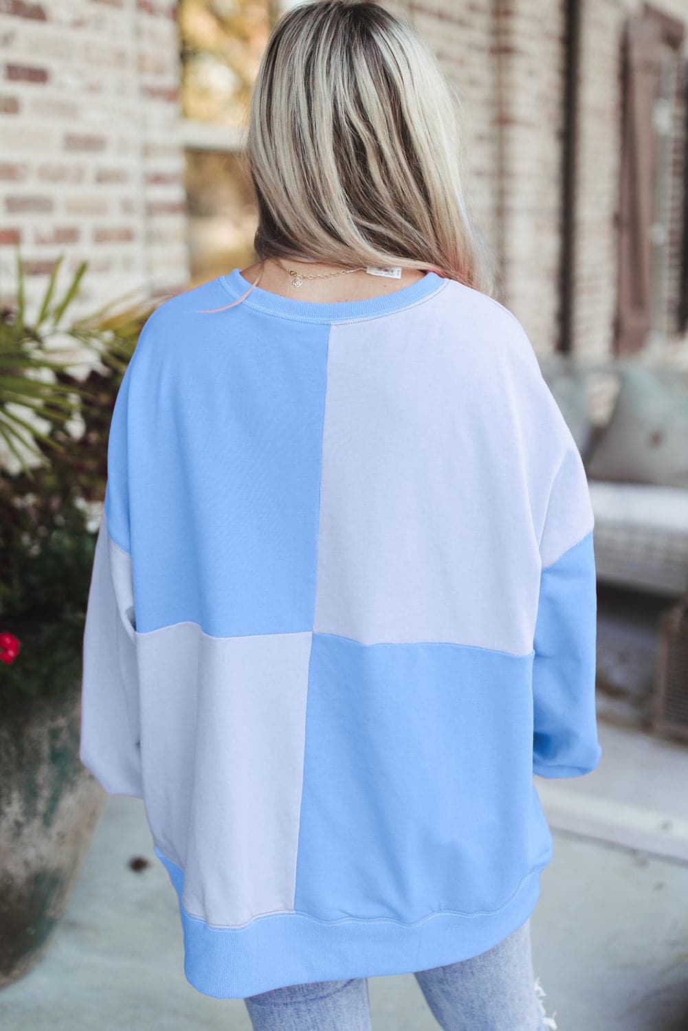 Contrast Half Button Long Sleeve Sweatshirt.