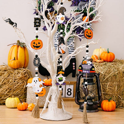 Charming wooden Halloween decor set