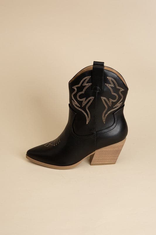 BLAZING-S WESTERN BOOTS.