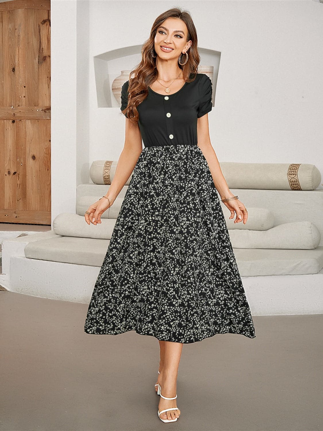 Printed Round Neck Short Sleeve Midi Dress.