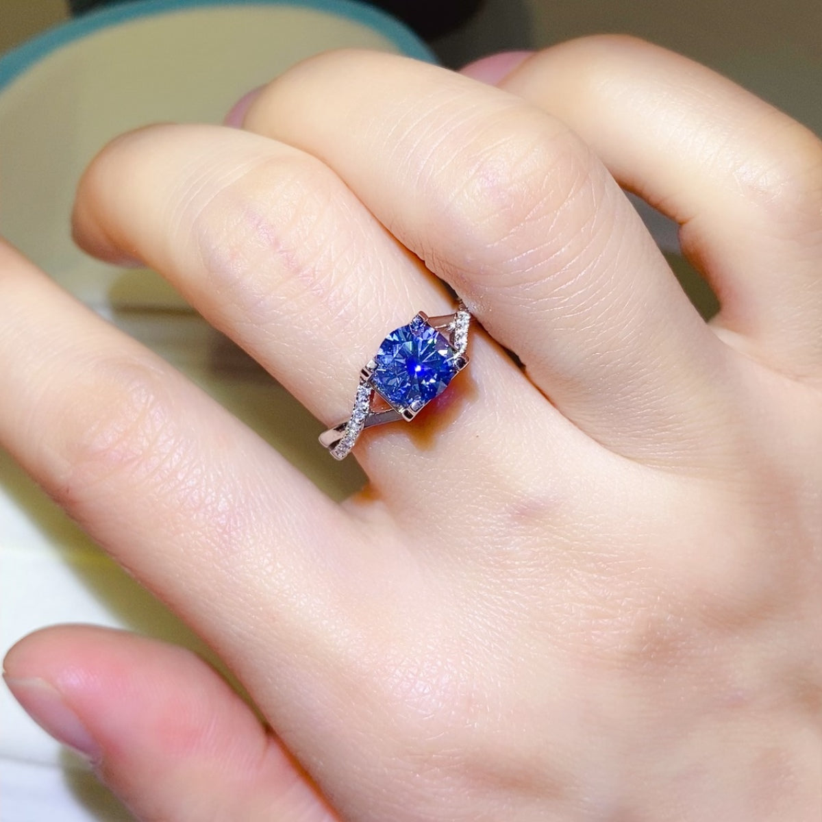 1 Carat Moissanite Crisscross 925 Sterling Silver Ring Coco’s Tee Boutique