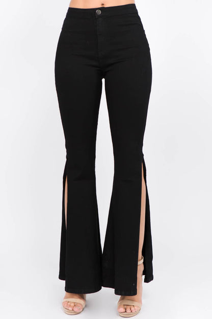 Daring side slit flare jeans with pockets and slight stretch.