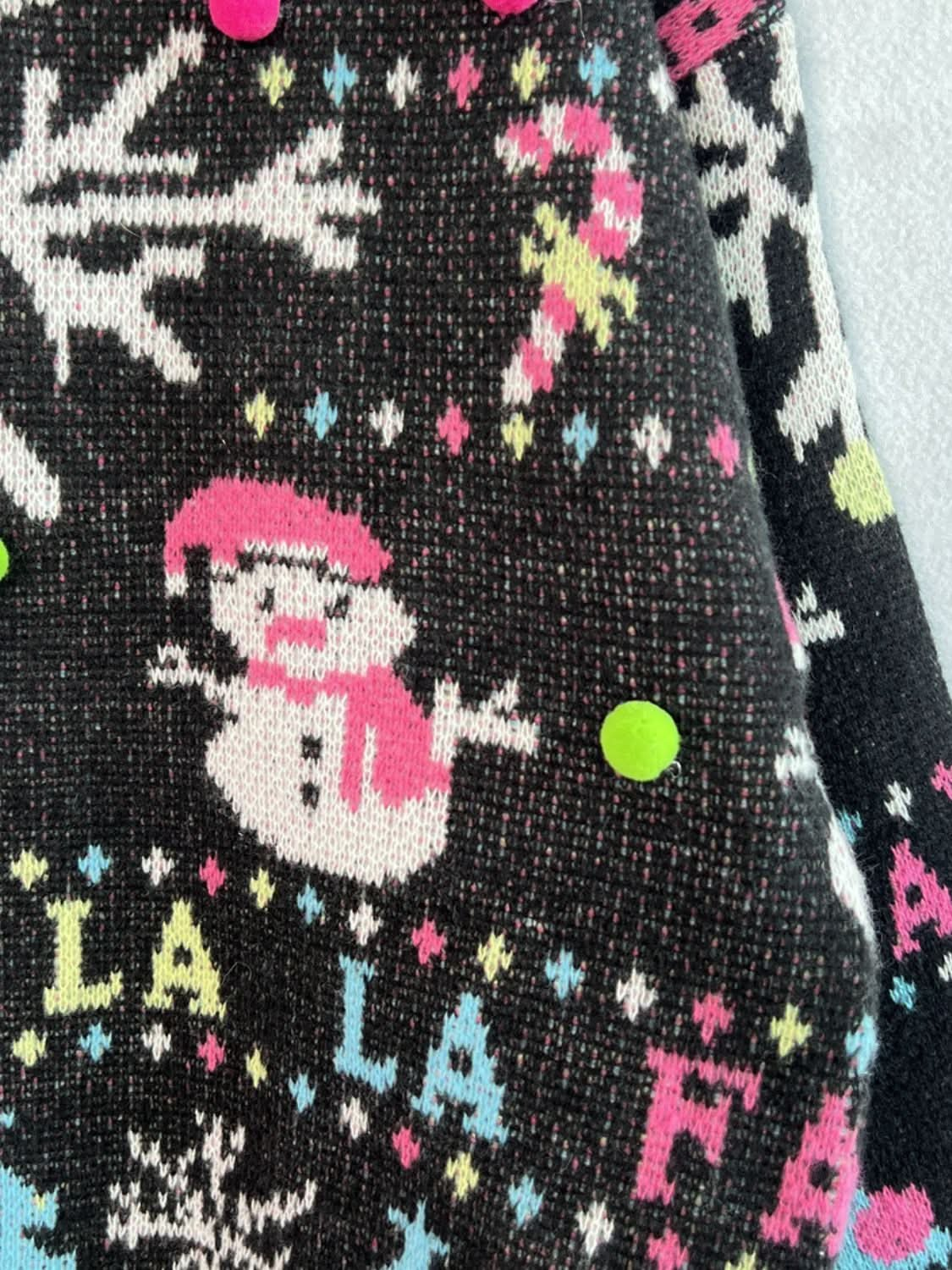 Cozy contrast trim snowman sweater