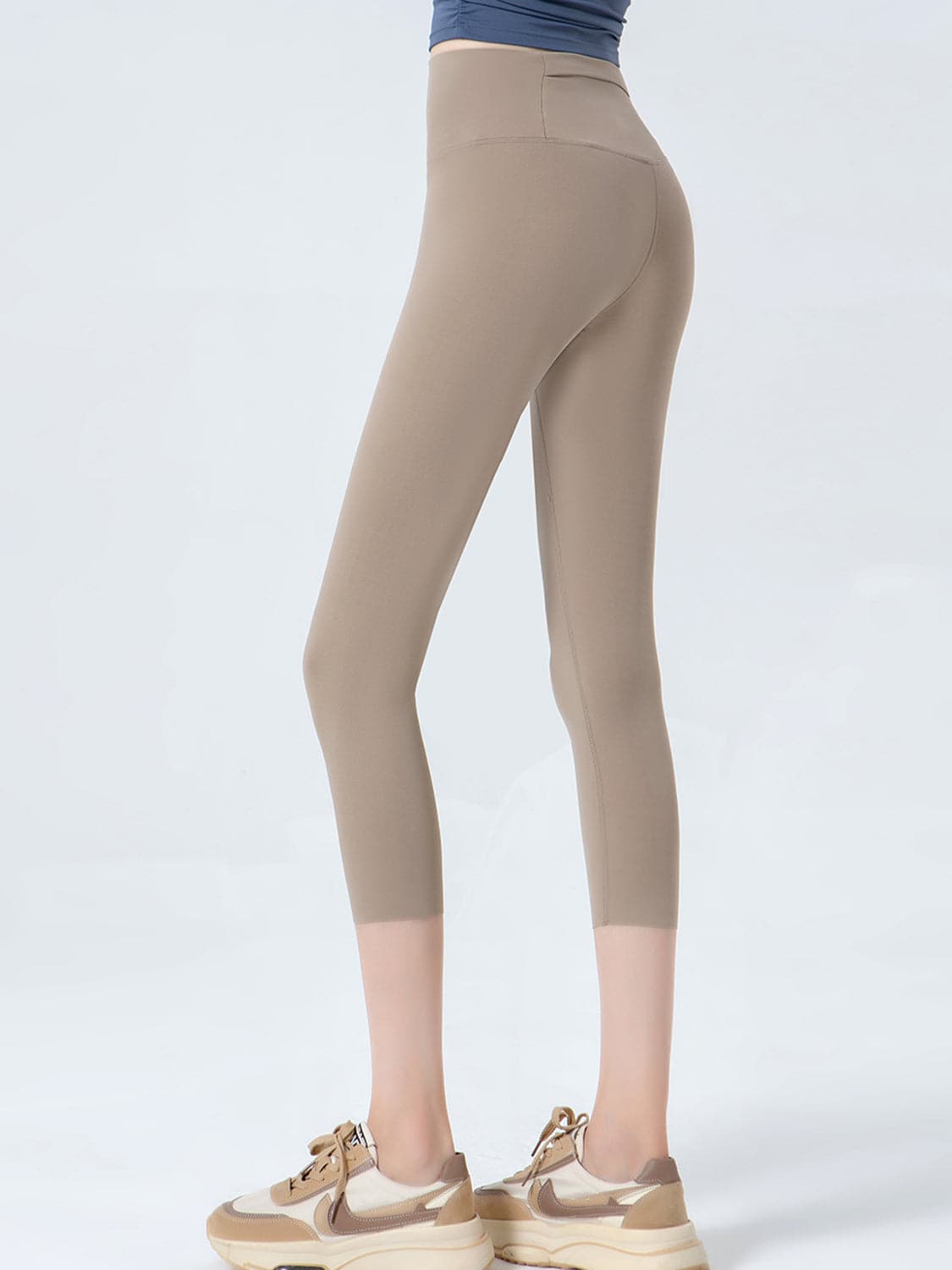 Wide Waistband Cropped Sports Leggings.