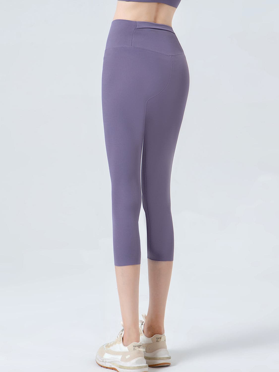 Wide Waistband Cropped Sports Leggings.